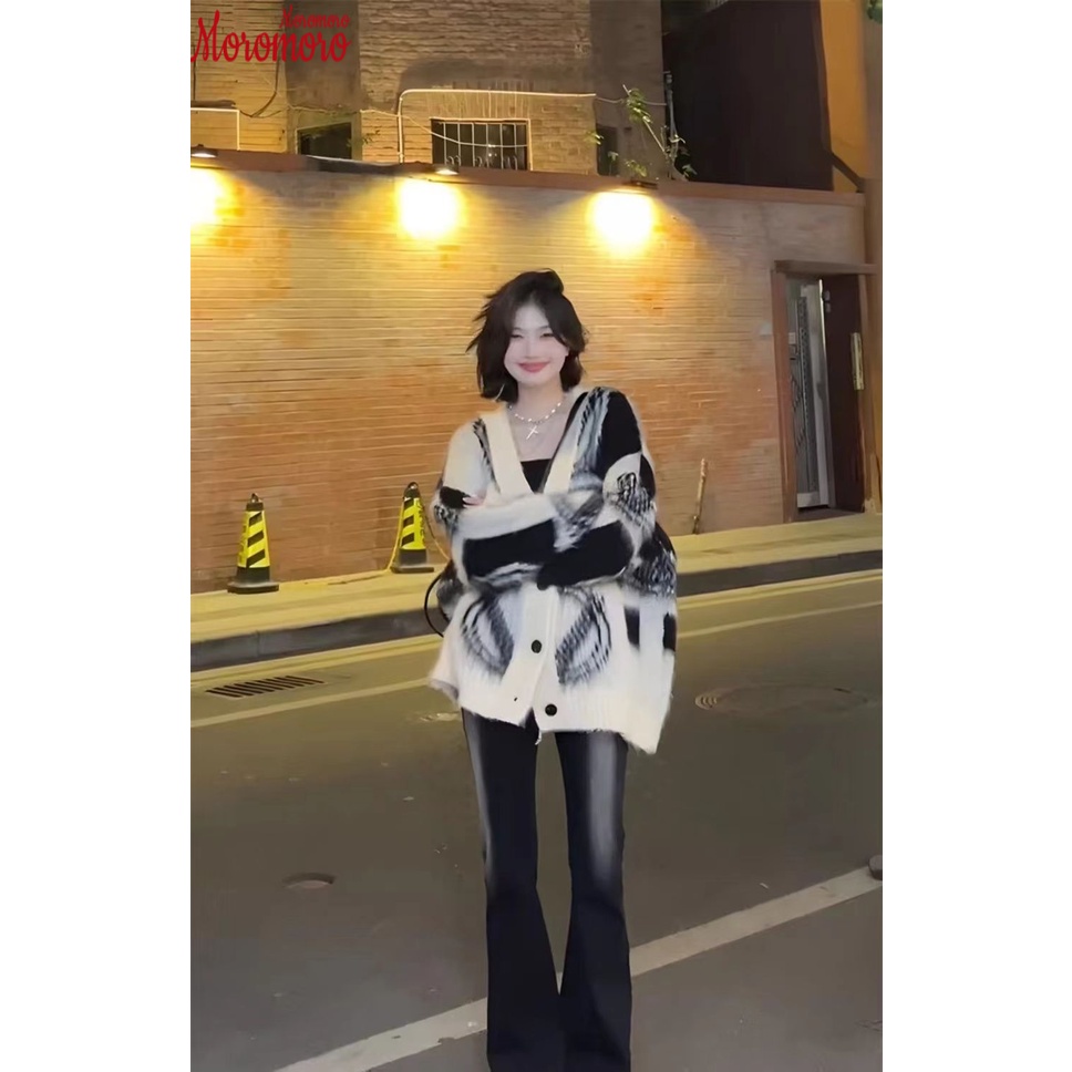 Moromoro Áo Len áo khoác cardigan tráng lệ thanh lịch Fashion phong cách WXF2391EHQ38Z230919