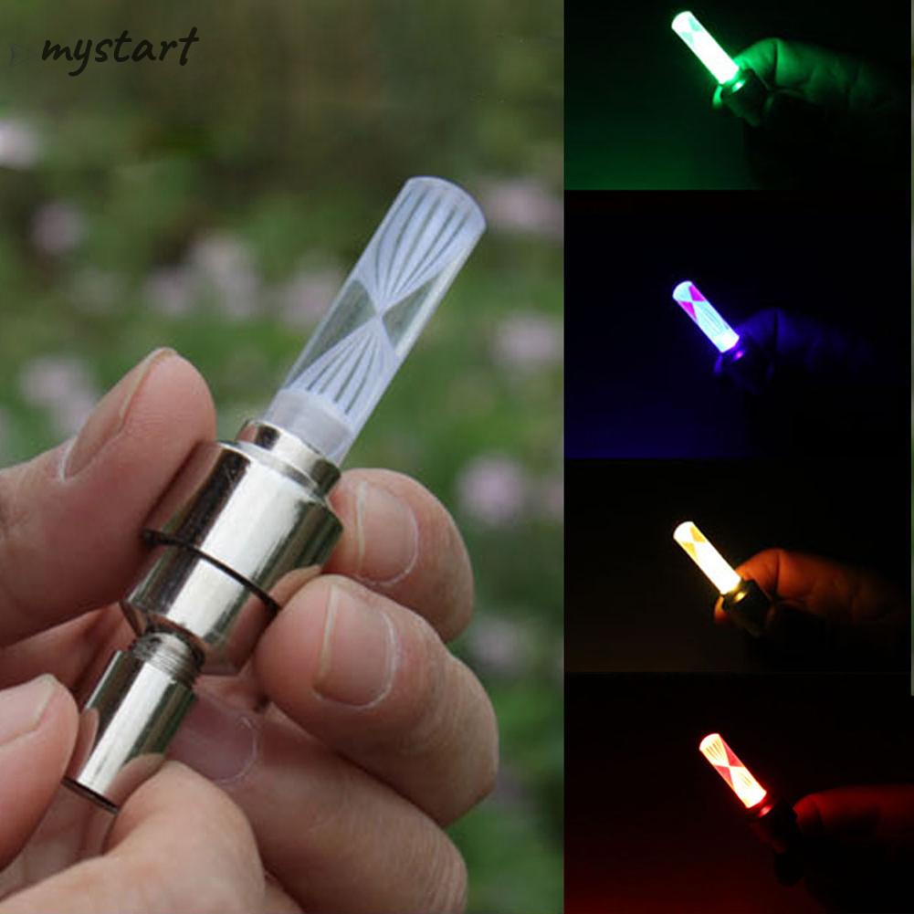 Bộ 2 Nắp Van Bánh Xe Đạp / Xe Máy Có Đèn