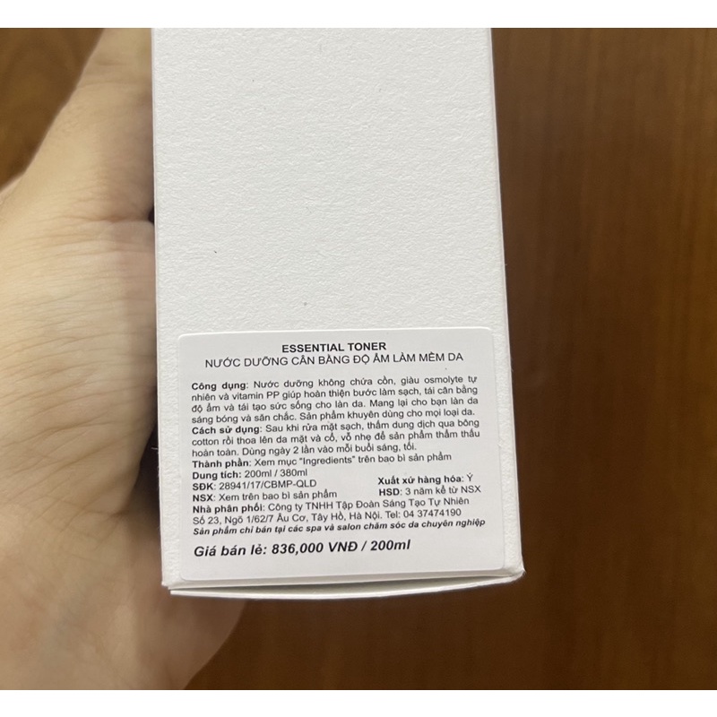 Essential Toner nước hoa hồng làm mềm da