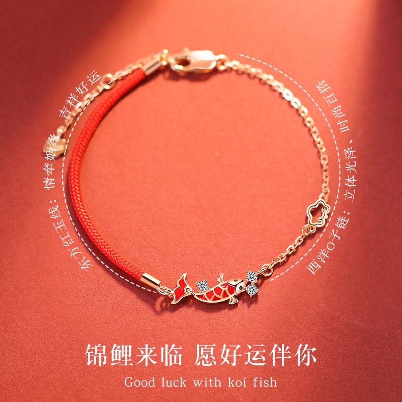 Vòng Tay Dây Đỏ May Mắn Hình Cá Chép Vàng Cho Nữ Sinh