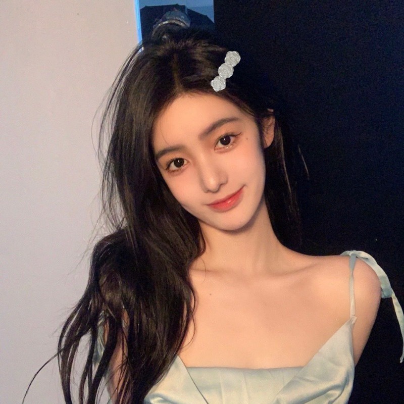 1 Kẹp Tóc Hình Hoa Hồng Màu Trắng Ngọt Ngào Thời Trang Cho Nữ