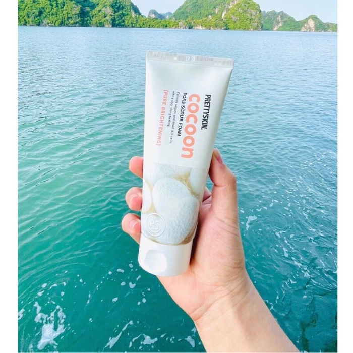 Sữa rửa mặt tẩy da chết Prettyskin Cocoon Pore Scrub Foam 150ml - Làm sạch sâu, giảm mụn đầu đen