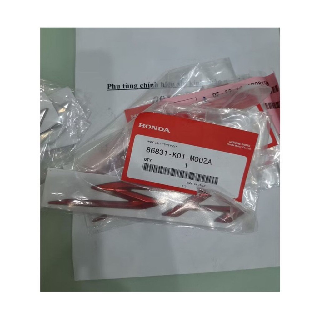 Tem chữ nổi logo Sh 300i  chính hãnġ Honda giá 1 bên không  bao gồm chữ( 300i)
