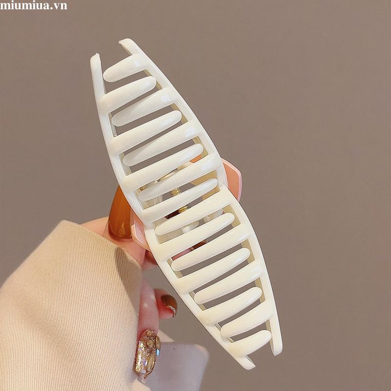 Miumiua🔮Kẹp Tóc Hình Cá Mập Màu Hồng In Chữ Thiết Kế Đơn Giản Xinh Xắn Cho Nữ 2024