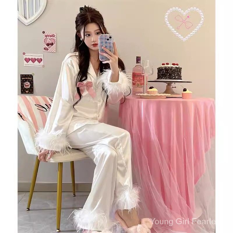 Hàng Mới Về Bộ Đồ Ngủ Công Chúa barbie Đính Lông Vũ Màu Trơn Cao Cấp Phong Cách Hàn Quốc Thời Trang Mùa Thu Hàng Mới Mùa Thu