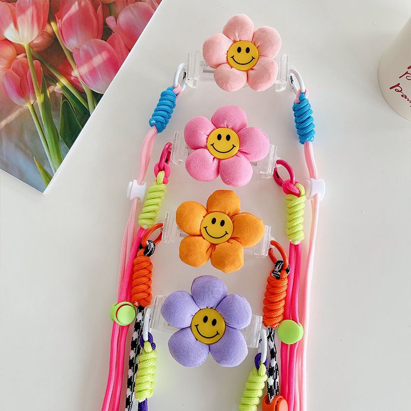 Dây Đeo Chéo Họa Tiết Hoạt Hình Dễ Thương Cho Điện Thoại