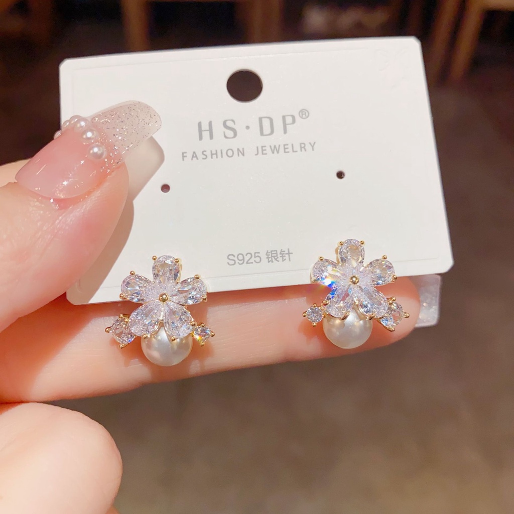 Bông Tai Mạ Bạc 925 Hình Bông Hoa Đính Ngọc Trai Dễ Thương