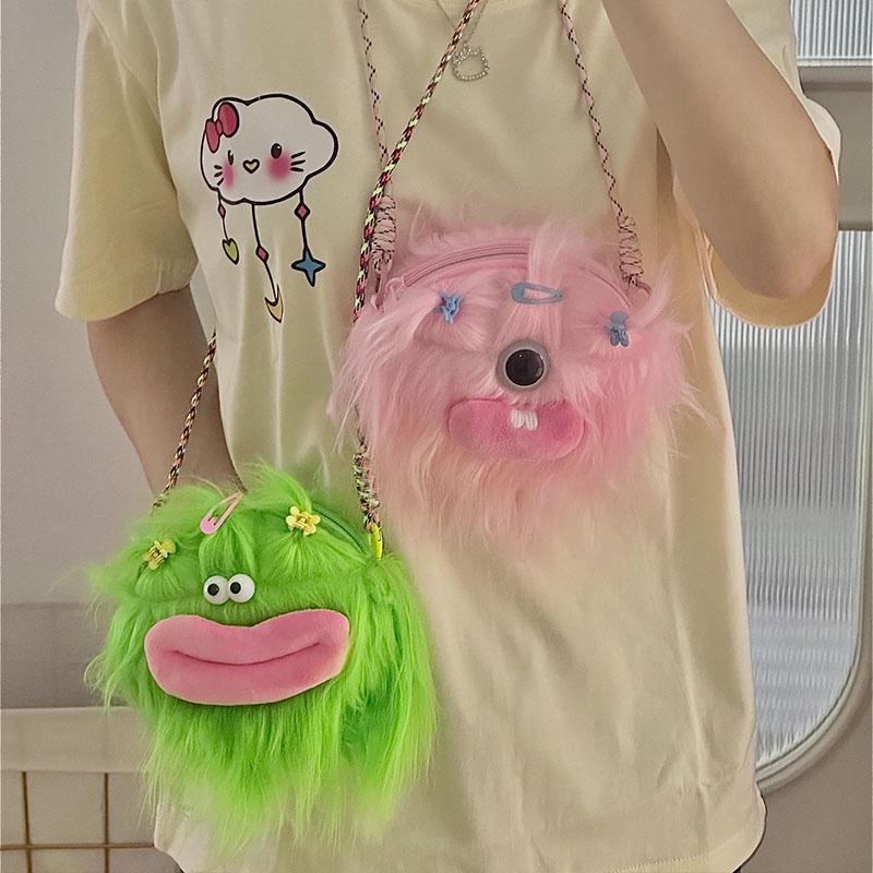 Túi Đeo Chéo Hình Búp Bê Hoạt Hình Bằng Lông Nhung Dễ Thương Xinh Xắn