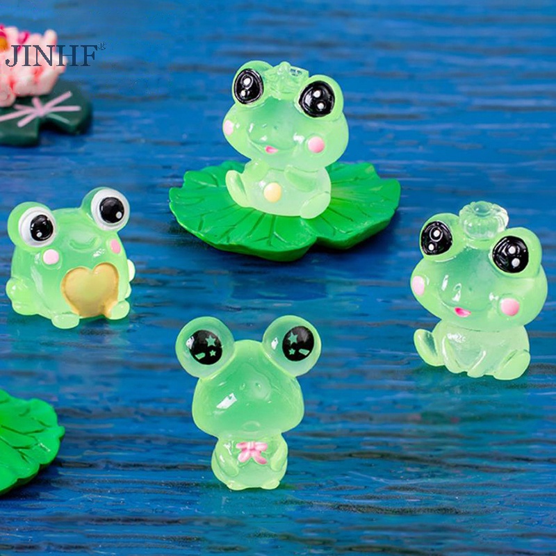 Set 2 Chú Ếch Hoạt Hình mini Dạ Quang Trang Trí Bảng Điều Khiển Xe Hơi