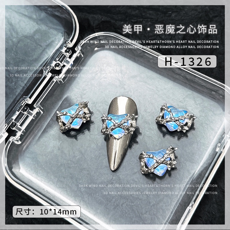 Charm trái tim gai trang trí móng Halloween, phụ kiện dành cho nail salon