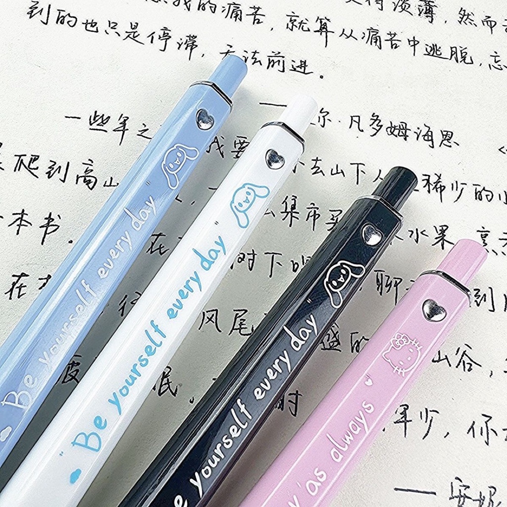 Bút Mực Đen Nhanh Khô Ngòi 0.5mm In Họa Tiết Hoạt Hình Chất Lượng Cao Cho Học Sinh