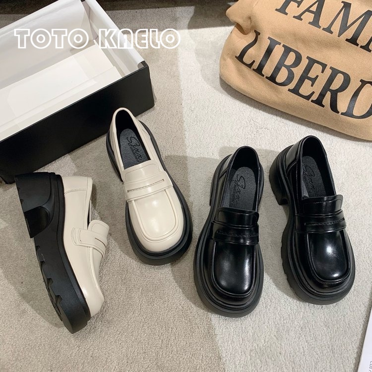 TOTOK giày thể thao nữ giày sneaker nữ Thoáng Khí 2023 hot trend Màu sắc đa dạng Lịch sự Êm ái Đi biển FYD23A0WQ2 44Z231031