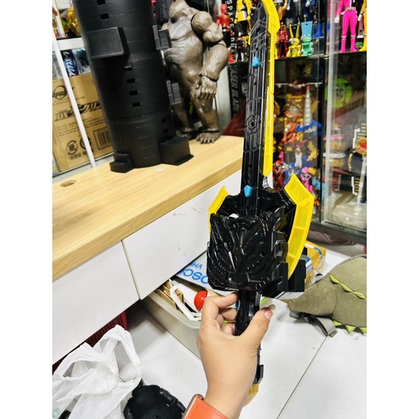 Đồ chơi siêu nhân Saber Jikokuken Kaiji Dx BandaiTặng ô tô