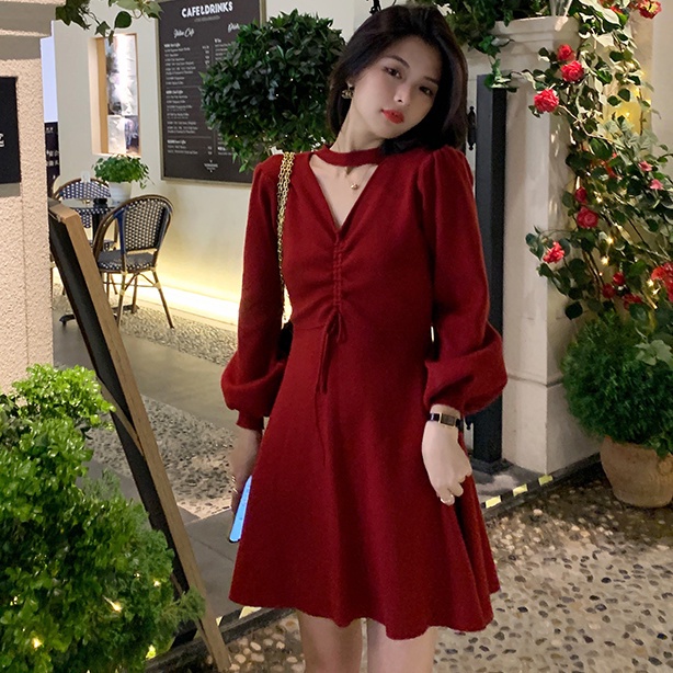 Váy liền nữ Bess’s house, dáng ôm body, cổ yếm dệt kim, eo cỡ lớn, phong cách Pháp, thu đông, bigsize, chân A | BigBuy360 - bigbuy360.vn
