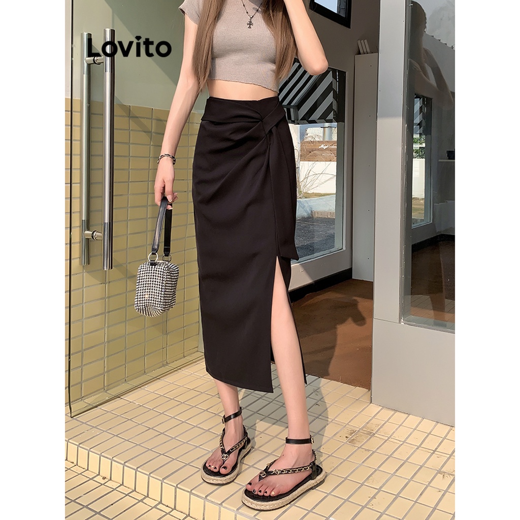 Lovito Váy xẻ tà xếp ly bất đối xứng trơn đơn giản cho nữ LNE29132