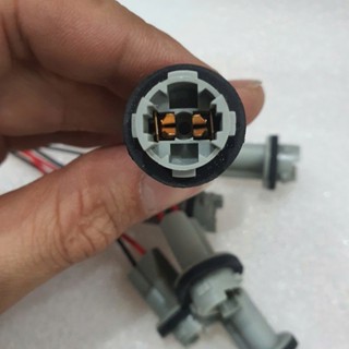 Đuôi bóng cắn T10 T15 nhựa có dây. Đui bóng ghim đờ mi.