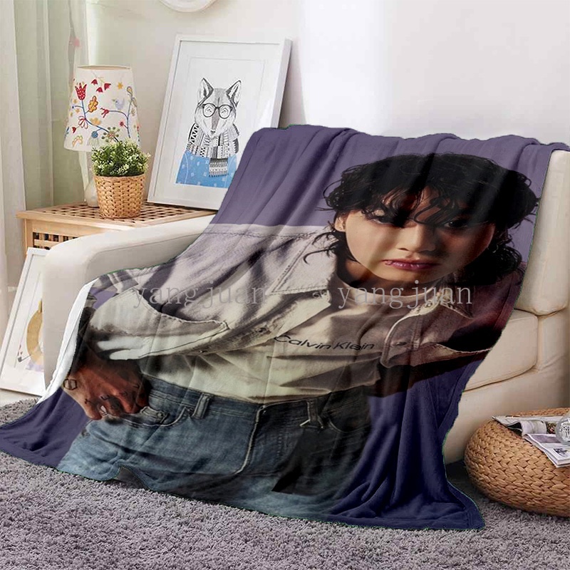 Chăn Giữ Ấm Tùy Chỉnh Mềm Mại In Hình bts jung kook Dùng Khi Đi Dã Ngoại