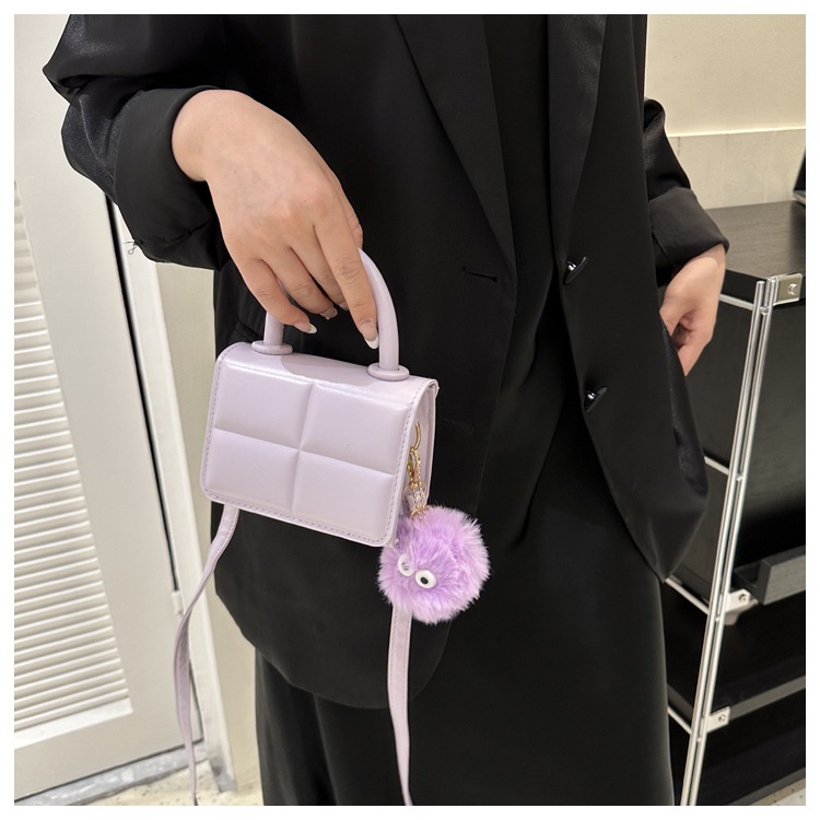 Túi Xách Đeo Chéo Một Bên Vai Kẻ Caro Thời Trang Mới Dễ Phối Đồ