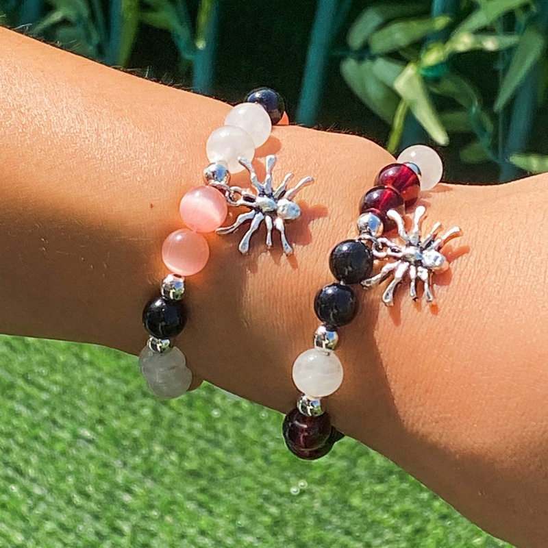 Set 2 Vòng Tay Hóa Trang Người Nhện Kinh Dị Cho Cặp Đôi