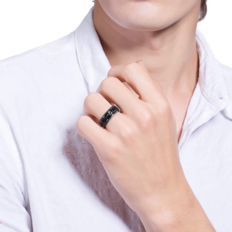 Nhẫn Thép Titan Không Gỉ Họa Tiết Dây Xích Xoay Được Cho Nam