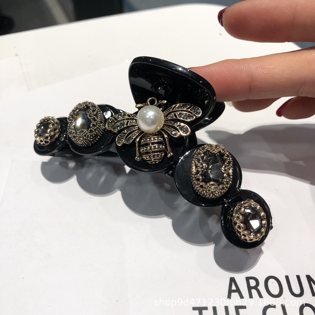 Kẹp Tóc Hình Con Ong Đính Ngọc Trai Thời Trang