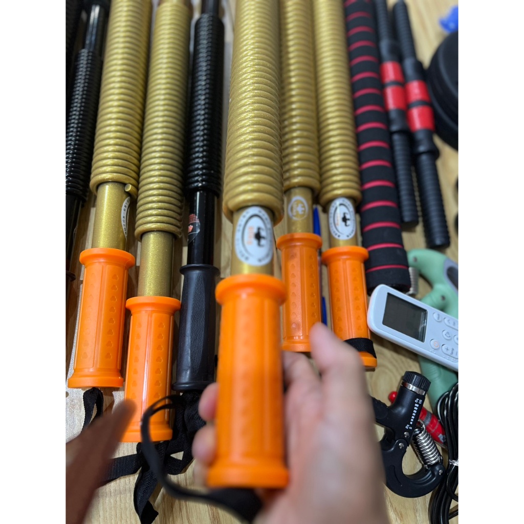 Gậy lò xo tập cơ tay 100kg Queen Dụng cụ bẻ tập cơ tay ngực tập gym thể dục thể thao 30 40 50 60 70 80 90 100 110 120kgT