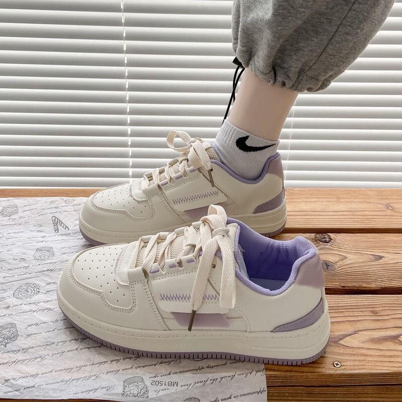 Giày Thể Thao Đế Dày Màu Trắng Thiết Kế Mới Năng Động Thời Trang