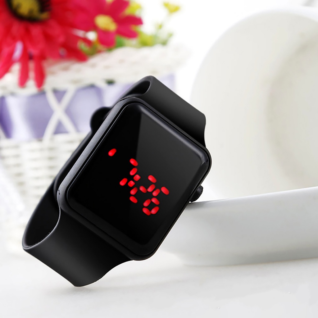 Đồng Hồ Điện Tử Mặt Vuông Có Đèn LED Thời Trang Unisex