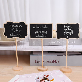 Bảng đen viết phấn mini hình tròn bằng gỗ dùng trang trí đám cưới