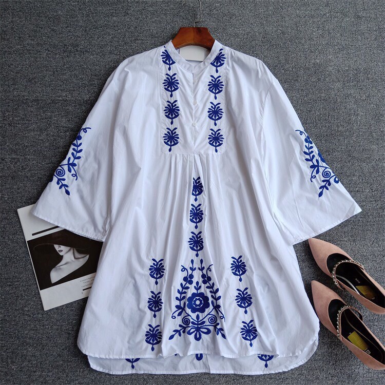 Đầm Thêu Hoa Xanh ZR