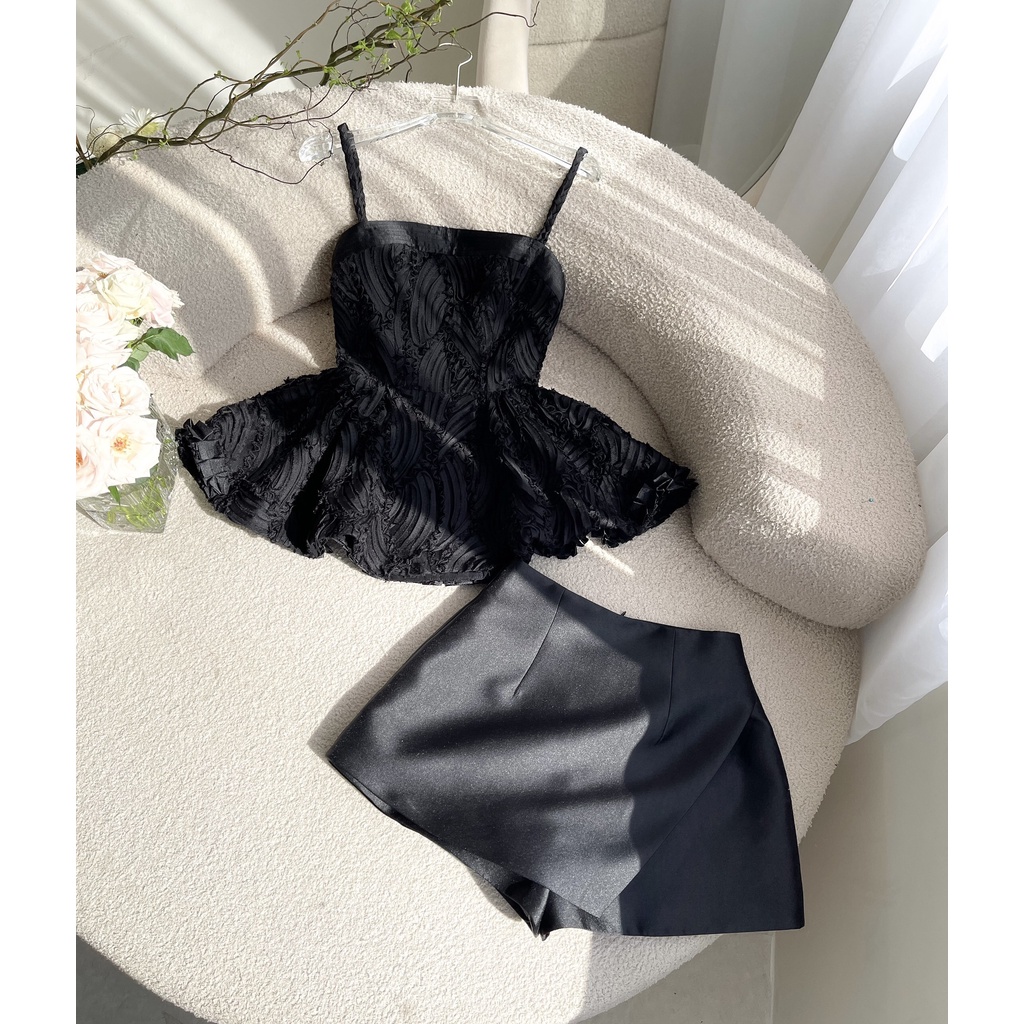 SÉT ÁO 2 DÂY + QUẦN VÁY - J05067