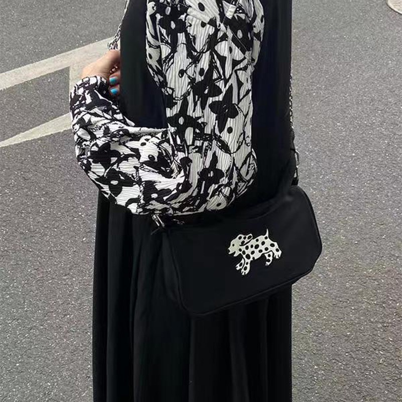 Túi Xách Da Pu Màu Đen Phối Dây Xích Độc Đáo Thời Trang Cho Nữ