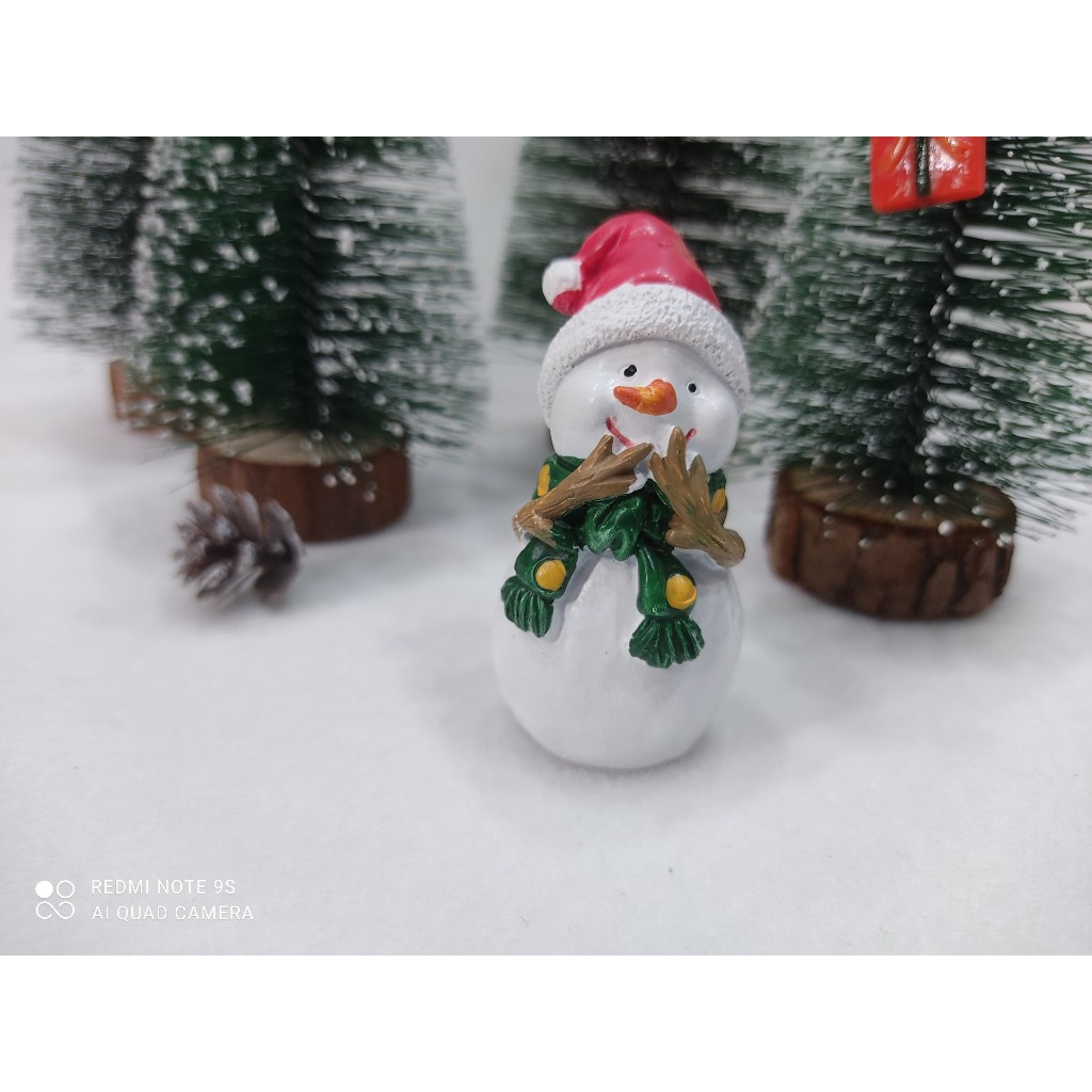 Mô hình ông già noel, người tuyết, cây thông size lớn trang trí bàn học giáng sinh, decor bàn làm việc Christmas