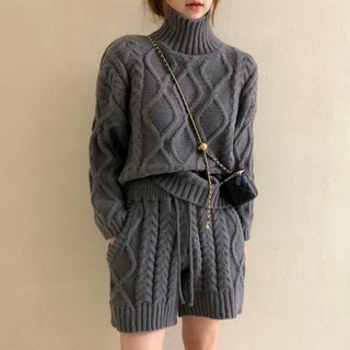 Set áo len cổ lọ dài tay + quần short thời trang nữ