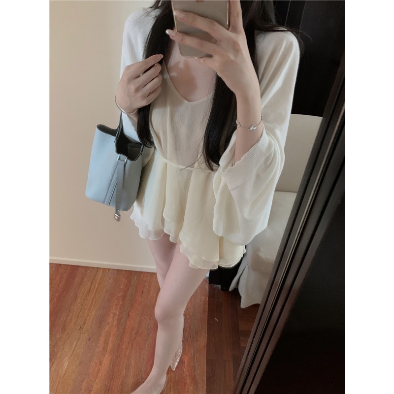 Bộ Áo Cổ Chữ v + Chân Váy Lưng Cao Thời Trang Đáng Yêu Cho Nữ