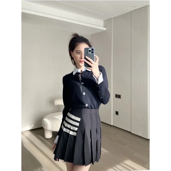 MVDM Thom Browne college style two-piece spring clothes 2023 new fashionable lapel shirt fake two-piece aging slim knit cardigan