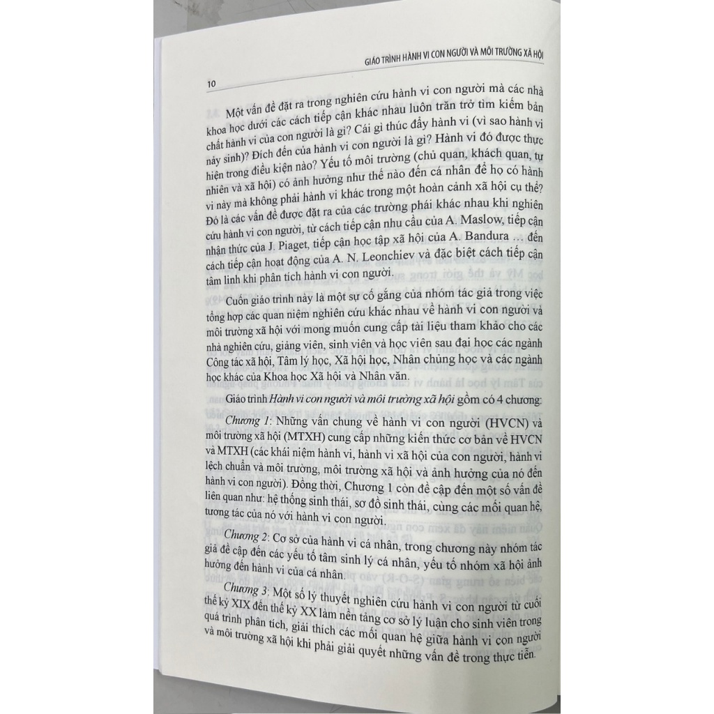 Sách Giáo trình Hành vi con người và môi trường xã hội - Nhà Sách Pháp Luật New