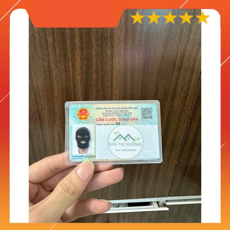 Vỏ bọc thẻ căn cước công dân che mặt