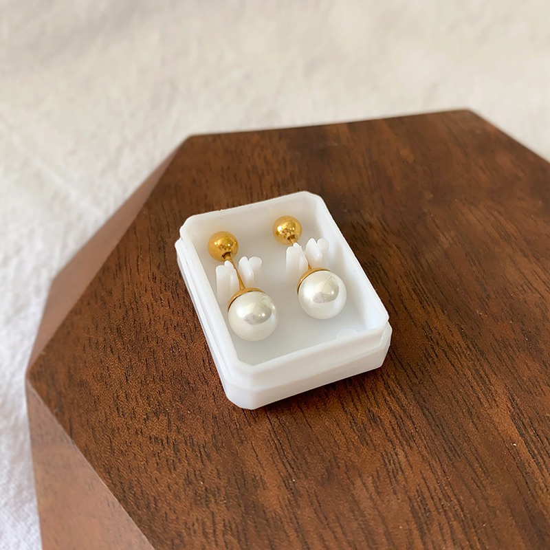 Khuyên Tai Xoắn Ốc Bằng Thép Titan Không Phai Màu Hình Cỏ Bốn Lá Đơn Giản Thời Trang