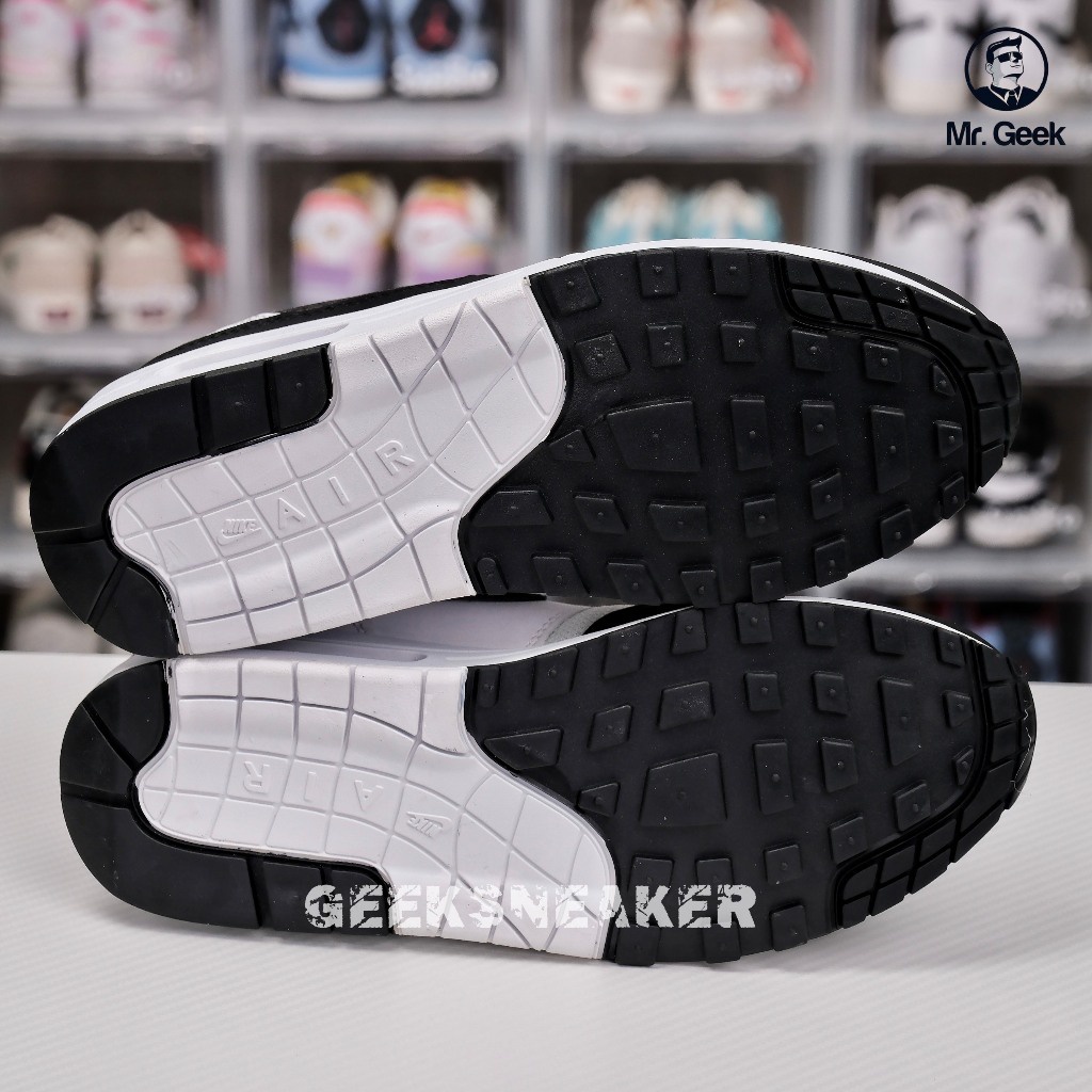 Giày Sneaker cổ thấp NK Air Max 1 White Black