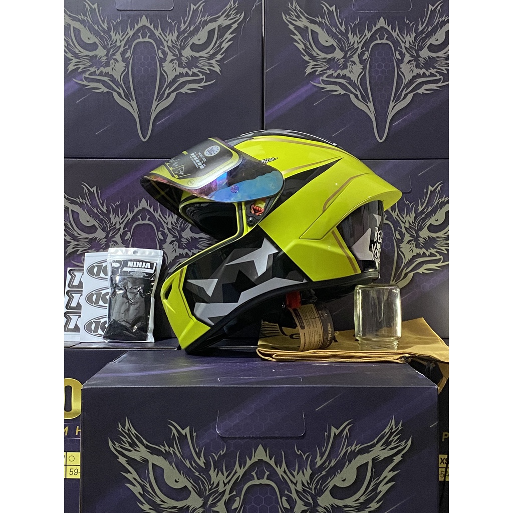 Mũ bảo hiểm full face Royal M266 2 kính tem vàng lính chính hãng (Tặng kèm khen trùm ninja + Tem KYT