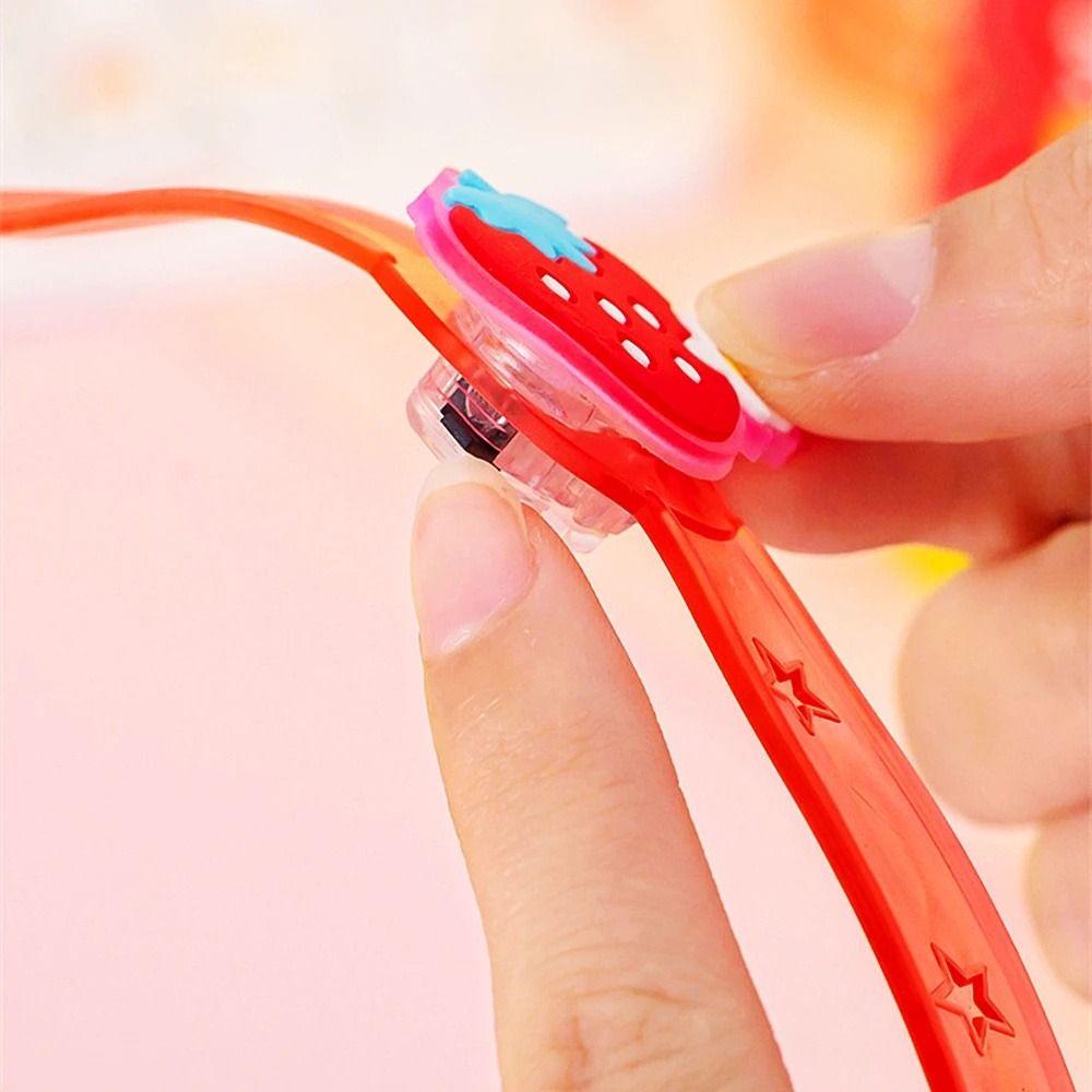 Vòng Tay Đồ Chơi martin1 Có Đèn led Phát Sáng Trong Bóng Tối Họa Tiết Hoạt Hình pinata Quà Tặng Cho Bữa Tiệc