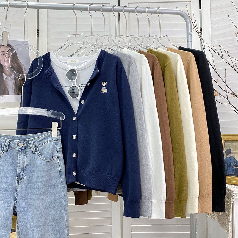 IELGY Tay Dài Dáng Rộng Thêu Hình Gấu Kèm Áo Khoác cardigan Nhỏ Thời Trang Cho Nữ