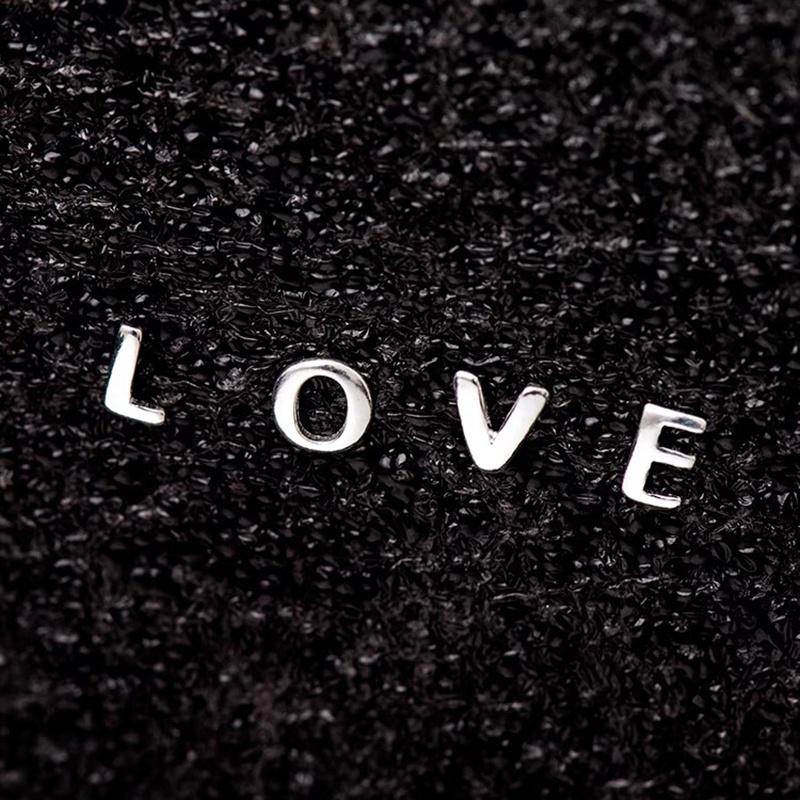 Bông Tai Bạc Hình Chữ Cái Từ a-z 26 Thời Trang Dành Cho Cả Nam Và Nữ