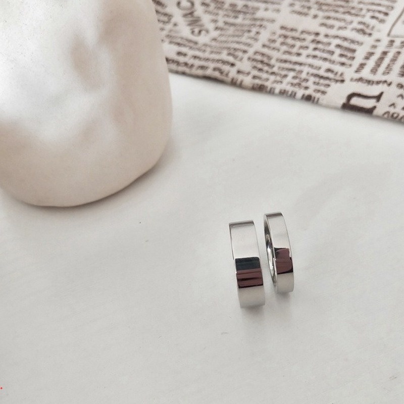 Nhẫn Kim Loại Màu Bạc Đơn Giản Cho Nam Và Nữ