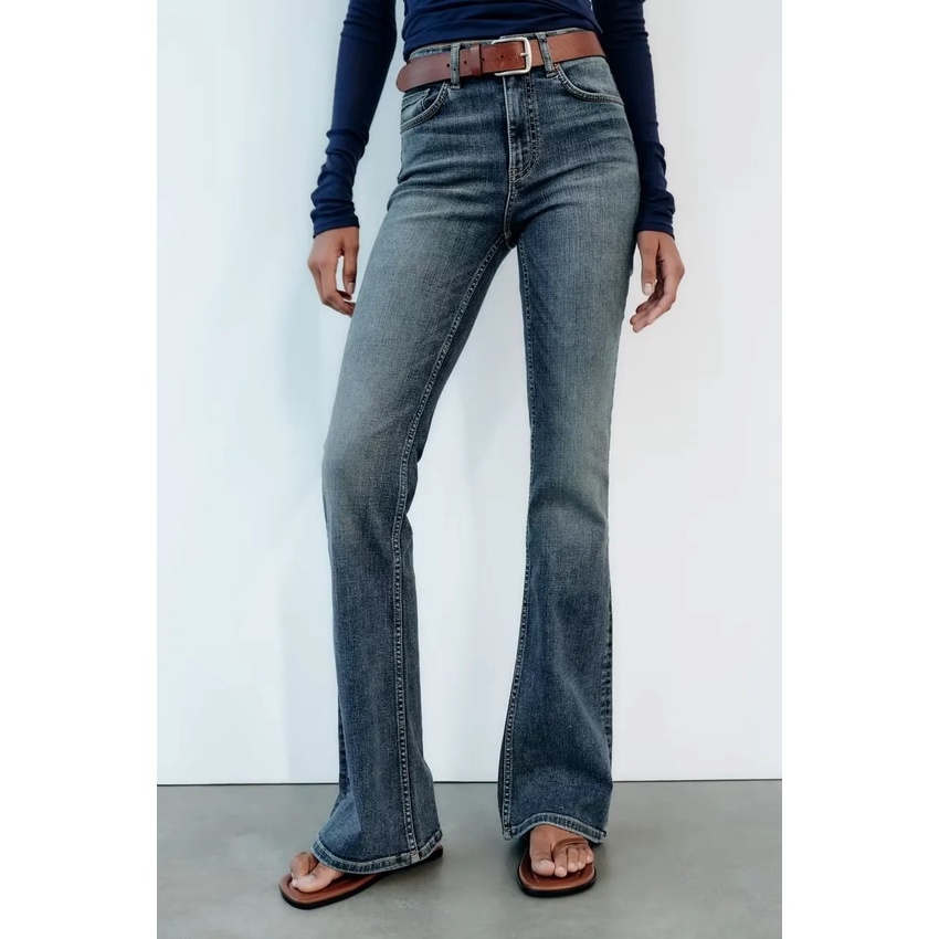 Zara Quần jeans Ống Loe Lưng Cao Thời Trang Mùa Thu Dành Cho Nữ 0541243