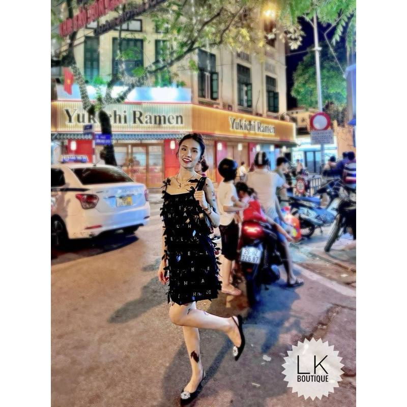 váy dây nơ gắn đá
