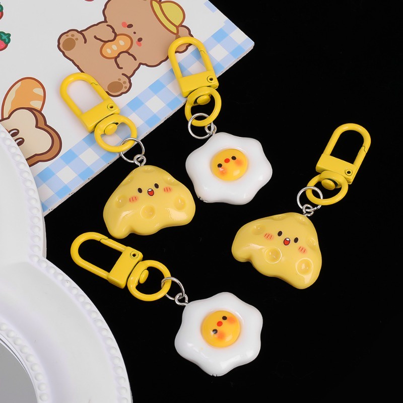 Kawaii Móc Khóa Xe Hơi Túi Xách Hình Bánh Phô Mai Bằng Nhựa resin Màu Kẹo Ngọt Tươi Tắn Dễ Thương