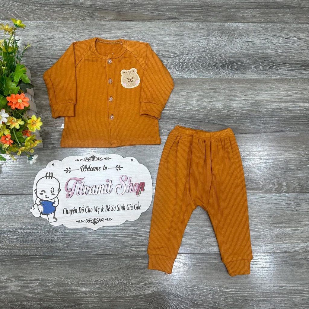 Bộ dài vải len tăm cúc giữa hình mèo cho bé mặc thu đông