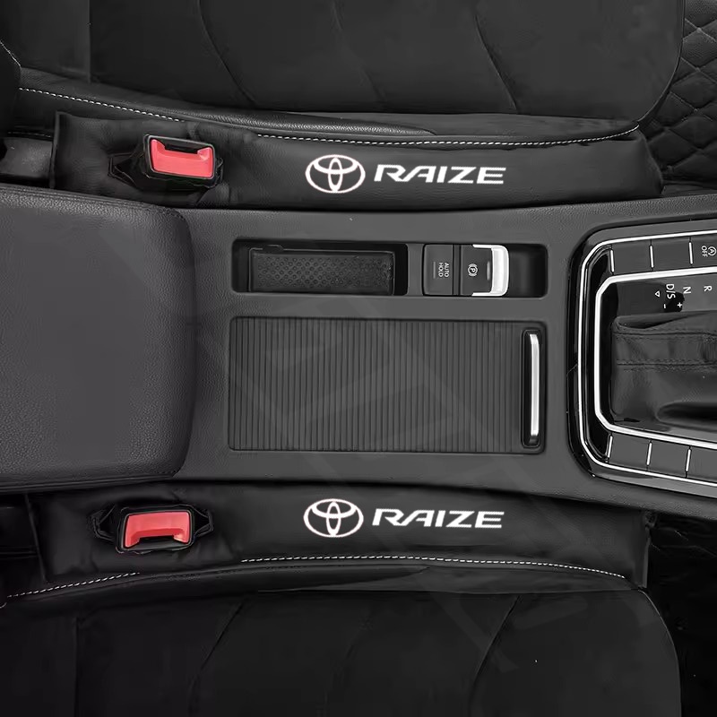 Miếng Dán Khe Hở Ghế Ngồi Xe Hơi toyota raize 2021 2022 2023